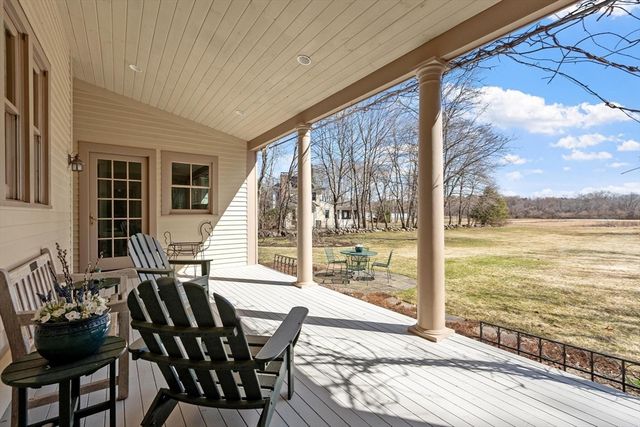 521 Barretts Mill Rd, Concord, MA 01742
