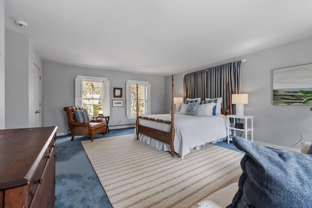 521 Barretts Mill Rd, Concord, MA 01742