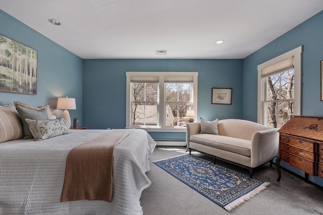 521 Barretts Mill Rd, Concord, MA 01742