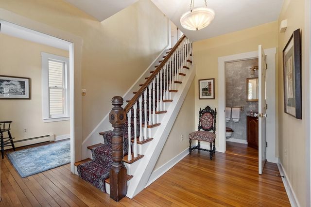 521 Barretts Mill Rd, Concord, MA 01742