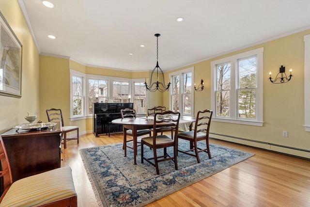 521 Barretts Mill Rd, Concord, MA 01742