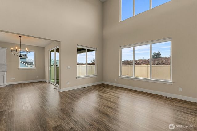 2079 Legacy Place SE, East Wenatchee, WA 98802