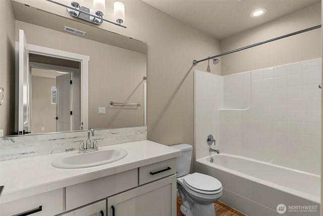 2079 Legacy Place SE, East Wenatchee, WA 98802