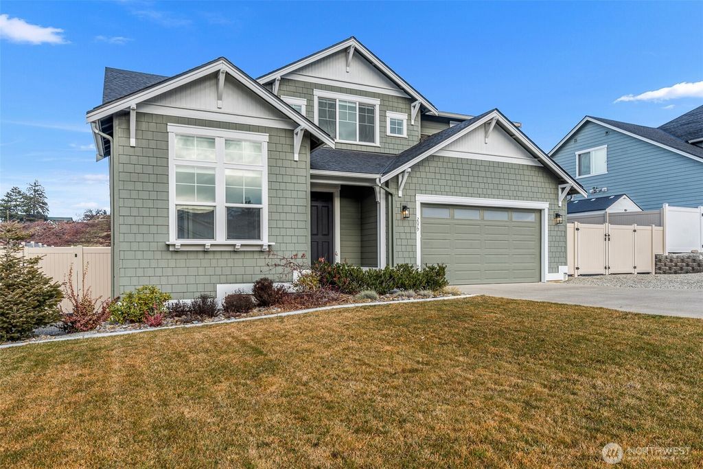 2079 Legacy Place SE, East Wenatchee, WA 98802