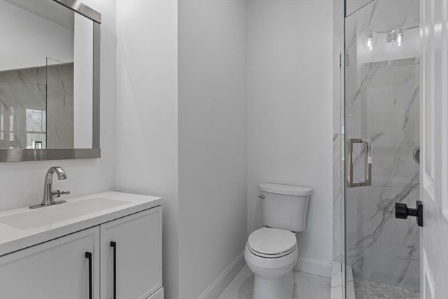 6 Hillside Rd, Northborough, MA 01532