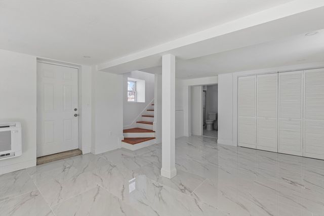 6 Hillside Rd, Northborough, MA 01532