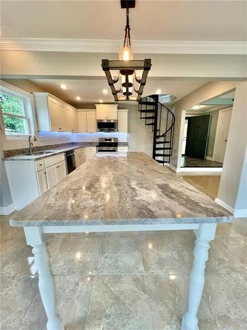 1296 Warner Hall DR, Virginia Beach, VA 23454