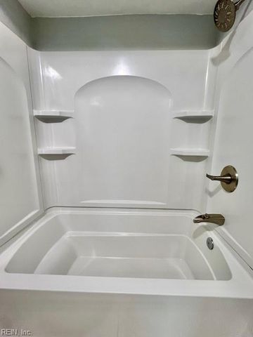 1296 Warner Hall DR, Virginia Beach, VA 23454