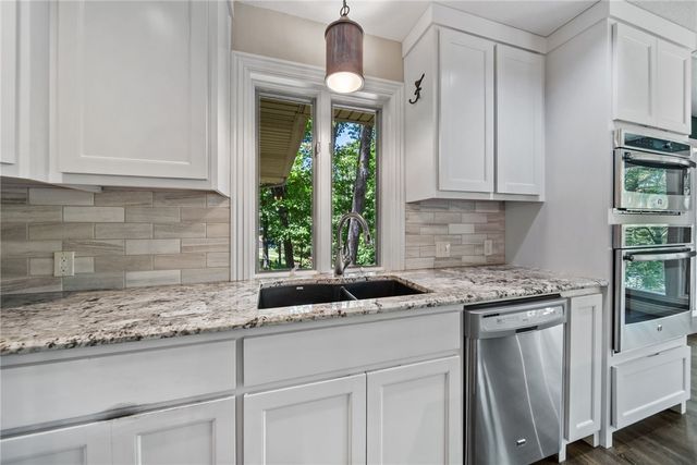 9641 Brittany Lane, Rogers, AR 72756