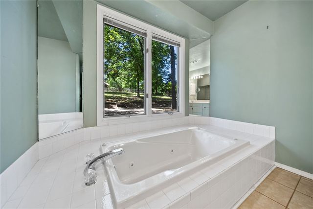 9641 Brittany Lane, Rogers, AR 72756