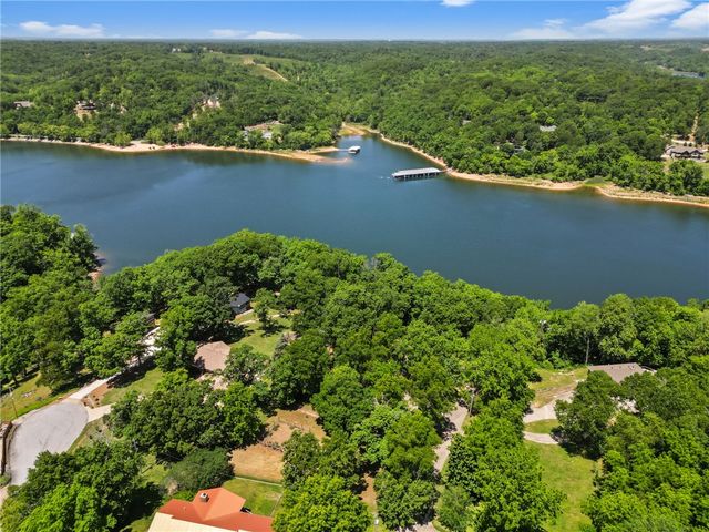 9641 Brittany Lane, Rogers, AR 72756