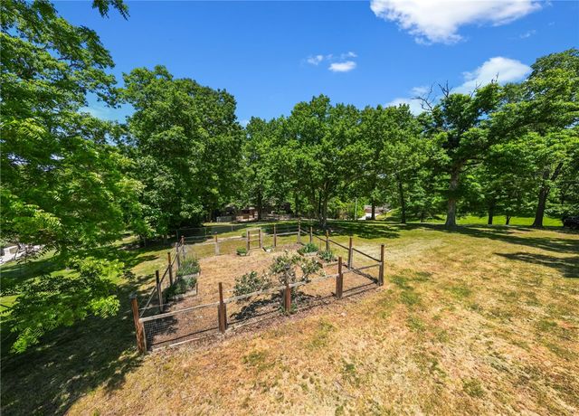 9641 Brittany Lane, Rogers, AR 72756
