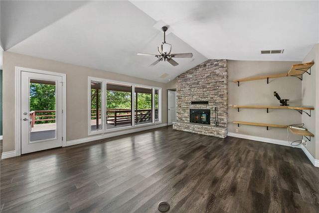 9641 Brittany Lane, Rogers, AR 72756