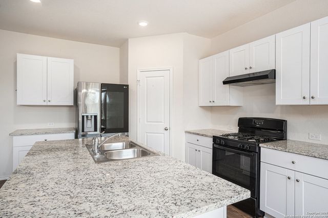 4022 Evaporite Trail, San Antonio, TX 78253