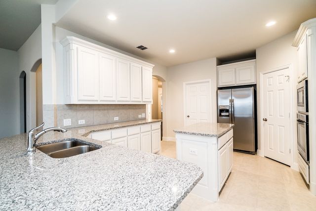 3816 Walden Drive, Mckinney, TX 75071