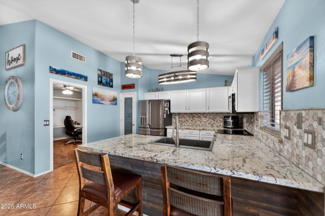 653 S ESMERALDA --, Mesa, AZ 85208