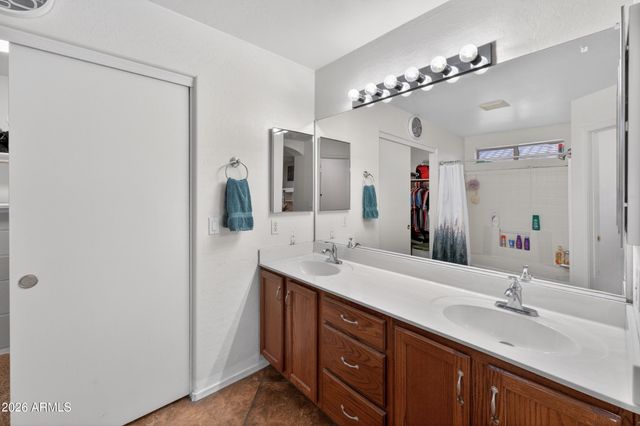 653 S ESMERALDA --, Mesa, AZ 85208