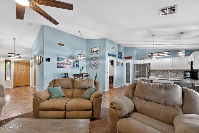 653 S ESMERALDA --, Mesa, AZ 85208