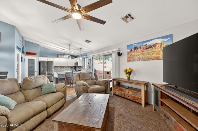 653 S ESMERALDA --, Mesa, AZ 85208