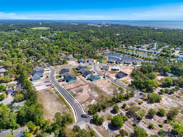 2020 Oakton Drive 14, Southport, NC 28461