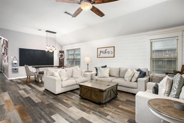 3037 Broadhaven Drive, Texas City, TX 77568