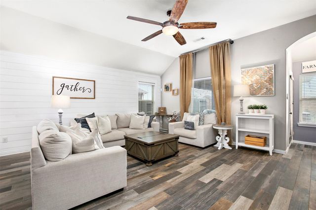 3037 Broadhaven Drive, Texas City, TX 77568