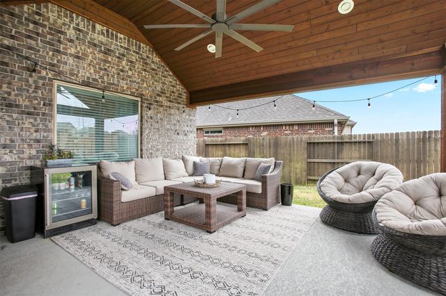 3037 Broadhaven Drive, Texas City, TX 77568