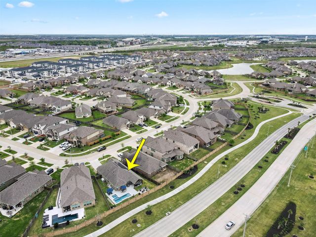 3037 Broadhaven Drive, Texas City, TX 77568