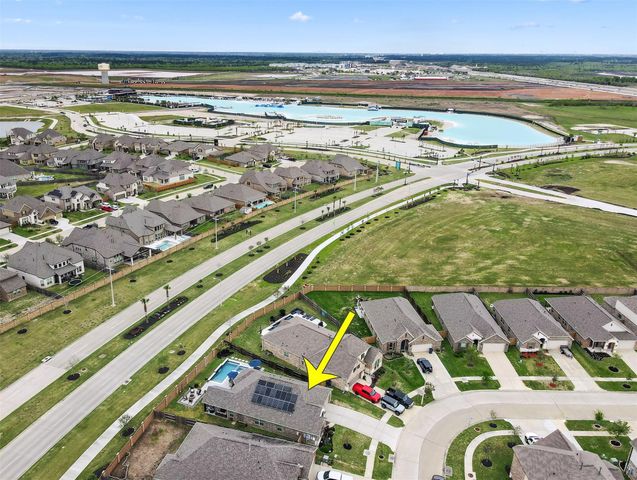 3037 Broadhaven Drive, Texas City, TX 77568