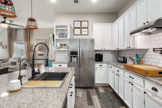 3037 Broadhaven Drive, Texas City, TX 77568