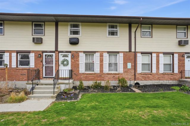 304 Parr Meadow Drive 3D, Newburgh, NY 12550