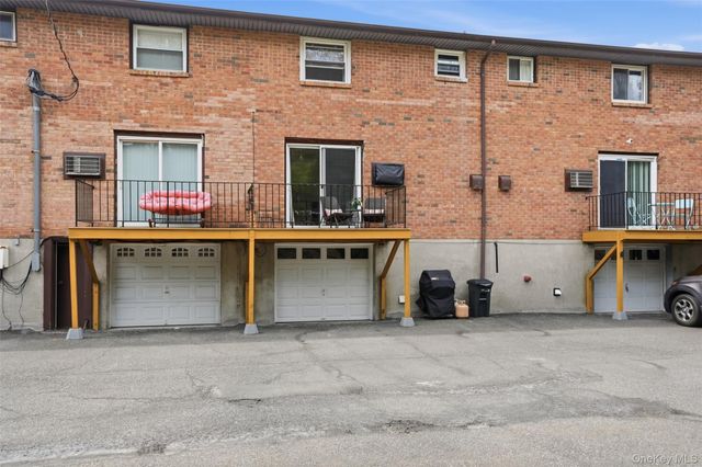 304 Parr Meadow Drive 3D, Newburgh, NY 12550