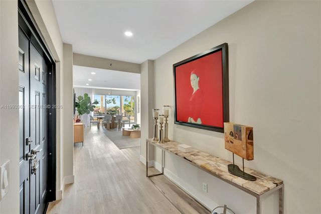19136 Fisher Island Drive 19136, Miami Beach, FL 33109