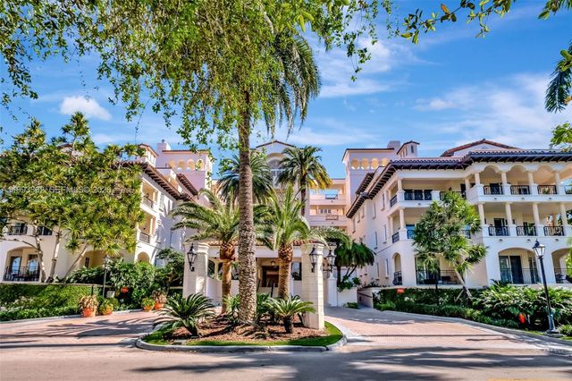 19136 Fisher Island Drive 19136, Miami Beach, FL 33109
