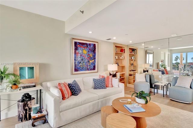 19136 Fisher Island Drive 19136, Miami Beach, FL 33109