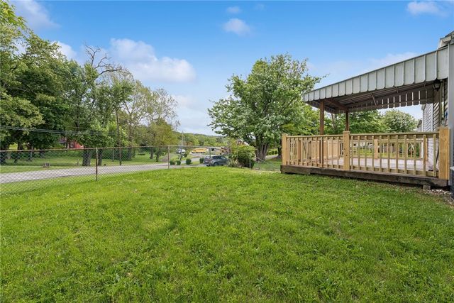 528 CEDARHURST DR, N Versailles, PA 15137
