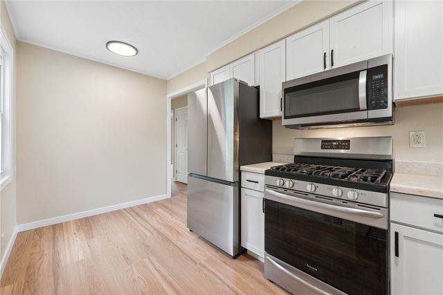 528 CEDARHURST DR, N Versailles, PA 15137