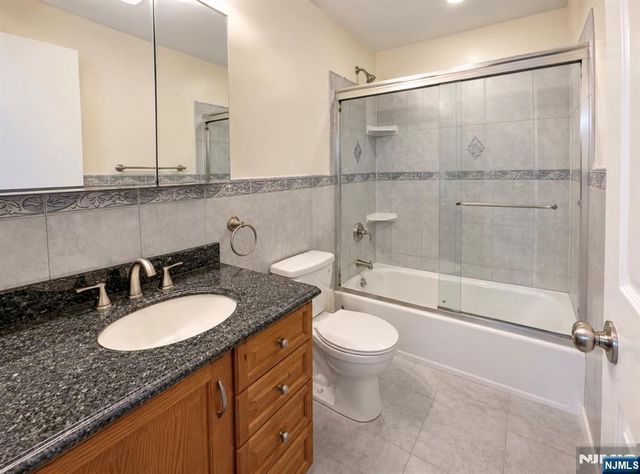 453 Liberty Street 12, Little Ferry, NJ 07643