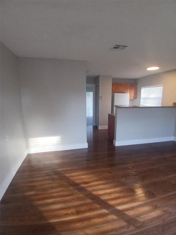 4117 Riverside Drive, Coral Springs, FL 33065