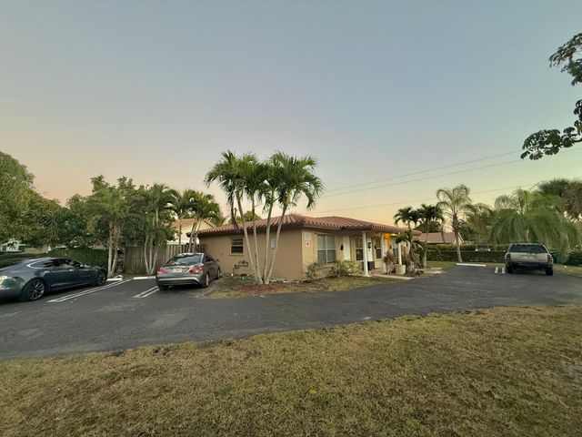 4117 Riverside Drive, Coral Springs, FL 33065