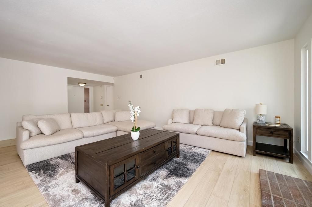 16447 Gabarda Rd, San Diego, CA 92128 — photo 4