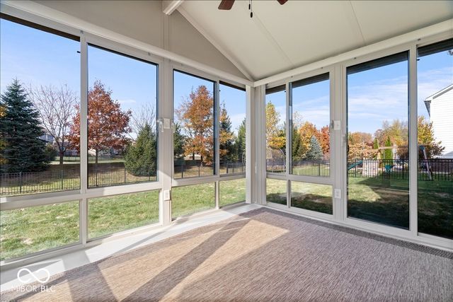 6406 Concord Drive, Zionsville, IN 46077