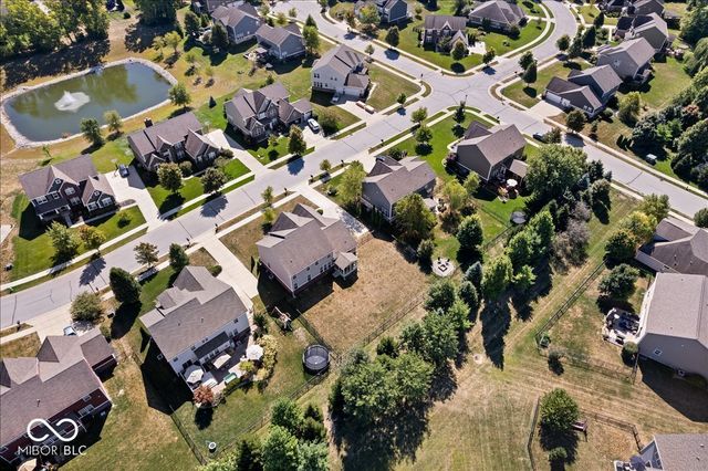 6406 Concord Drive, Zionsville, IN 46077