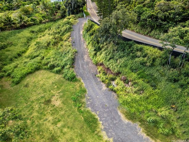 42-311 Old Kalanianaole Road, Kailua, HI 96734