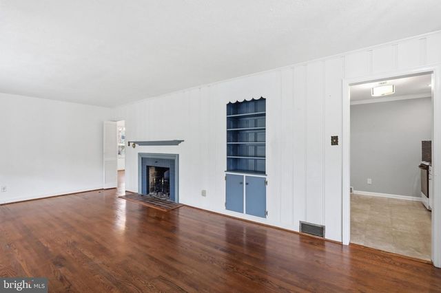 18820 ROLLING RD, Hagerstown, MD 21742