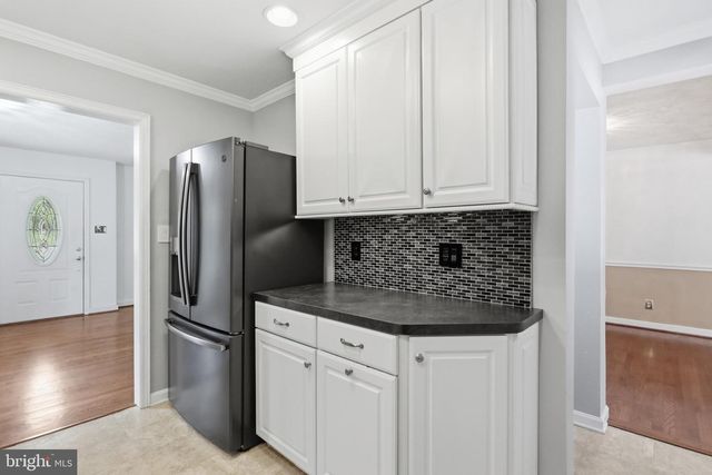 18820 ROLLING RD, Hagerstown, MD 21742