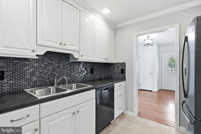 18820 ROLLING RD, Hagerstown, MD 21742