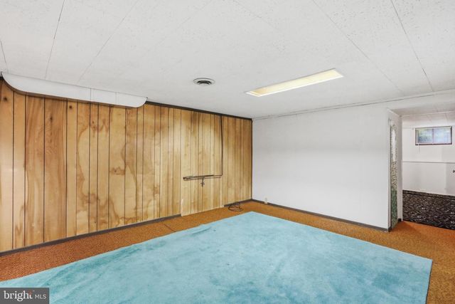 18820 ROLLING RD, Hagerstown, MD 21742