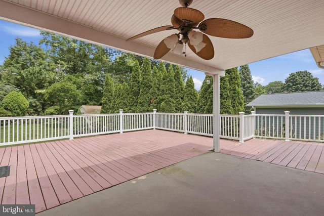 18820 ROLLING RD, Hagerstown, MD 21742