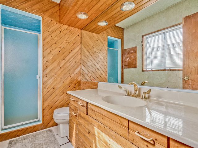 1121 N Greenfield Lane, Mount Prospect, IL 60056